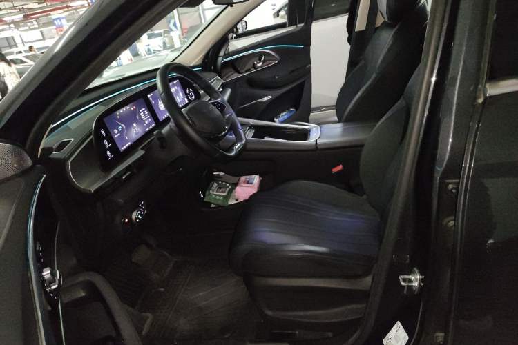 Used EXEED Lingyun 2024 300T Two-Wheel Drive Starlight Edition