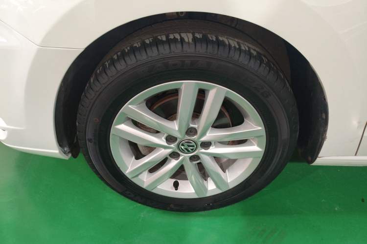 Used Volkswagen Jetta 2017 1.5L Automatic Comfort Model Exterior 4