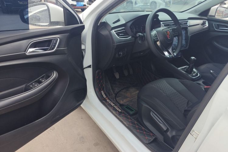 Used Roewe i5 2020 1.5L Manual 4G Connect Luxury Edition