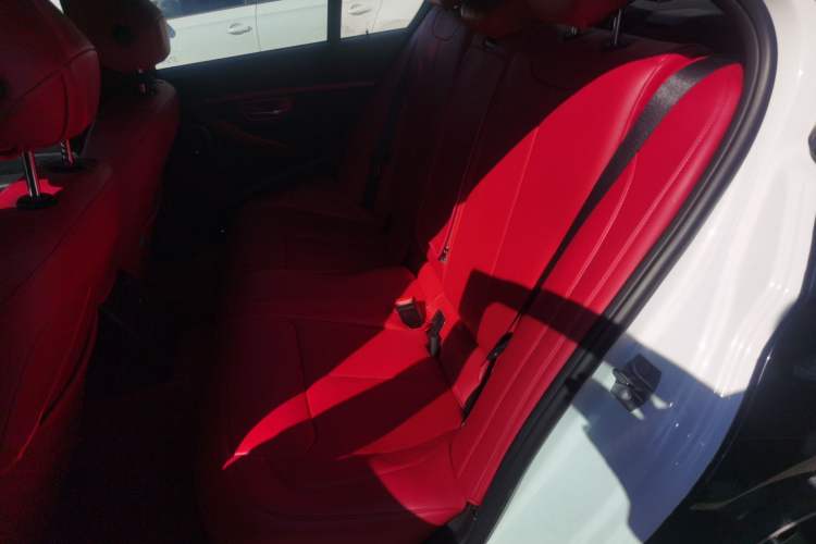 Used BMW 3 Series 2019 320i M Sport Package
