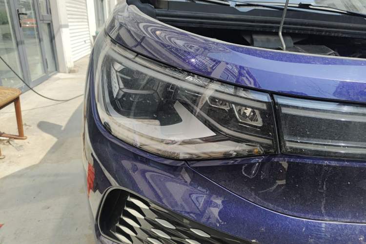 Used Volkswagen ID.6 X 2021 Pro Smart Long-Range Edition Right Front Headlight