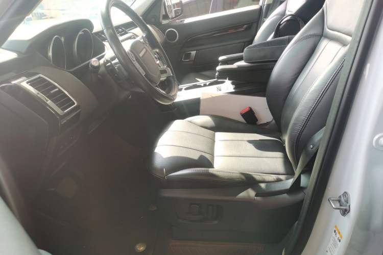 Used Land Rover Discovery 2017 3.0 SC V6 S
