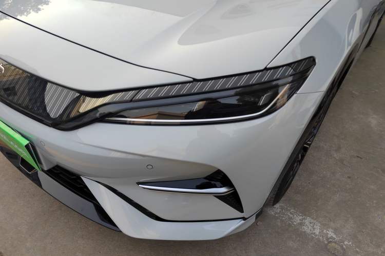 Used BYD Song L EV 2024 602 km All-Wheel-Drive Excellence Version
