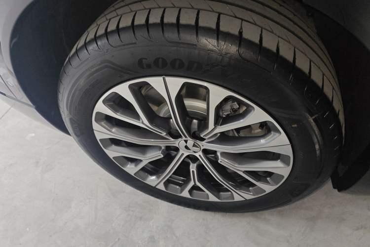 Used Nio ES6 2025 75 kWh Right Rear Wheel Hub