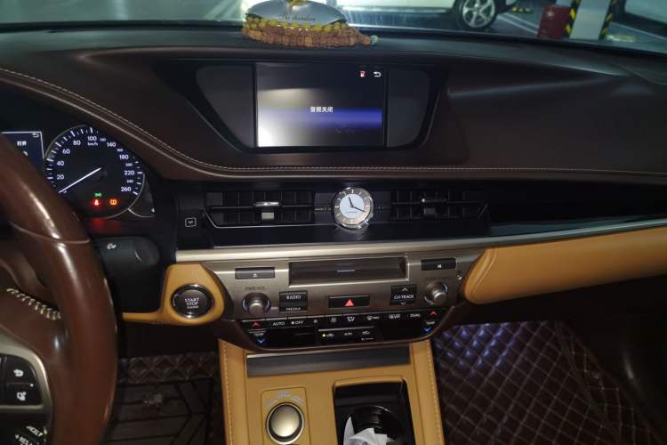 Used Lexus ES 2015 200 Elite Edition Audio And AC Panel