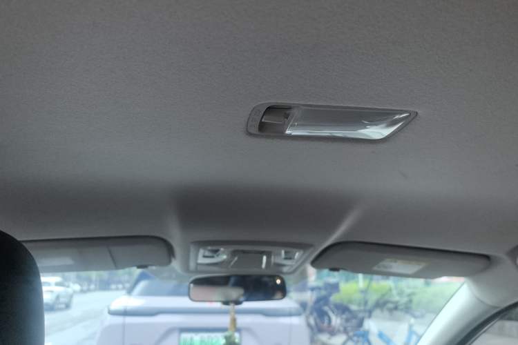 Used Nissan Sylphy 2022 Classic 1.6XE CVT Comfort Edition Headliner