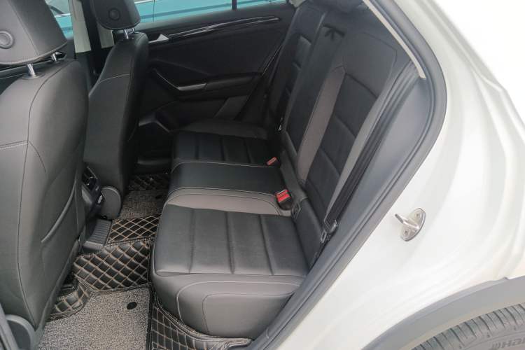 Used Volkswagen T-ROC 2022 280TSI DSG Two-Wheel Drive Elite PLUS
