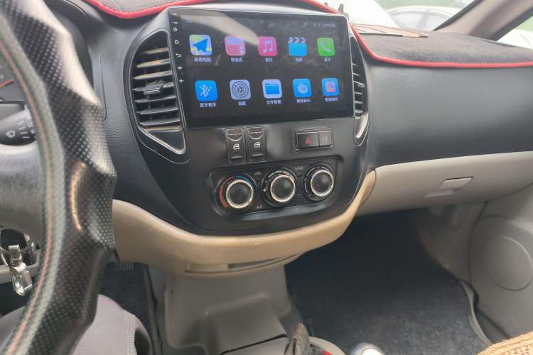 Used FORTHING Lingzhi 2016 M3L 1.6L 7-Seater Comfort Model
