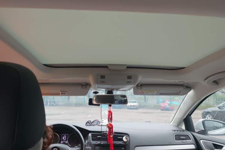 Used Volkswagen Golf 2019 280TSI DSG Comfort Version China VI Standard Headliner