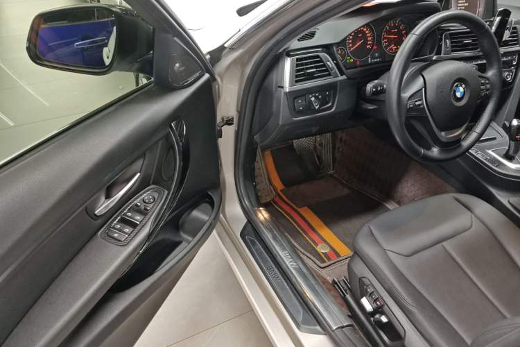 Used BMW 3 Series 2017 320Li xDrive Fashion Model
