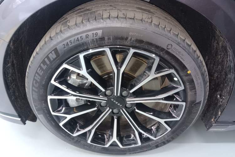 Used Zeekr 007GT 2025 Long-Range Rear-Wheel Drive Intelligent Driving Version 100 kWh
