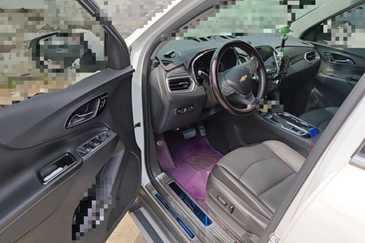 Used Chevrolet Equinox 2018 535T Automatic YuJie Edition Interior 3