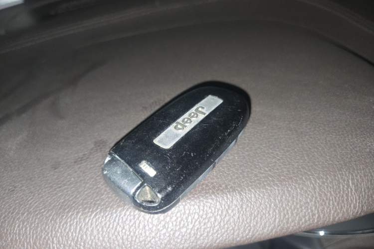 Used Jeep Grand Cherokee 2014 3.6L Elite Navigation Edition