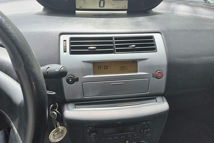 Used Citroen C-Quatre 2009 Sedan 1.6L Manual Fashion Edition Audio And AC Panel