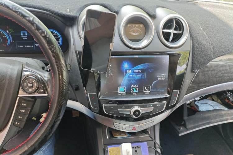 Used BYD Tang New Energy 2015 2.0T Four-Wheel-Drive Flagship Model
