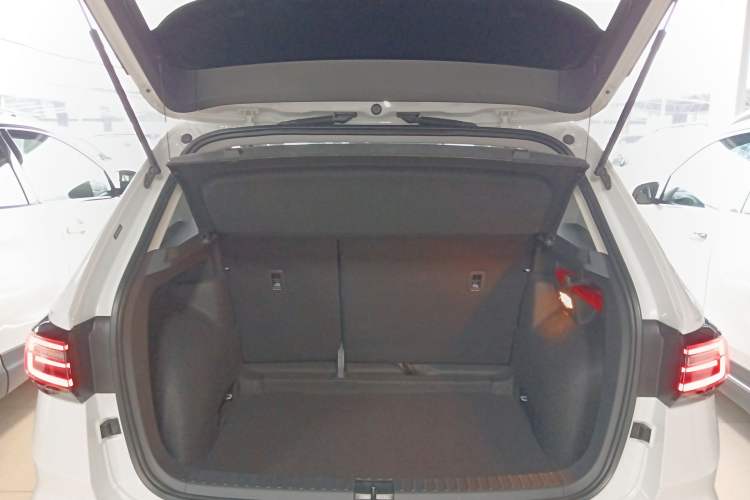 Used Volkswagen Tharu 2023 300TSI Two-Wheel-Drive Full Moon Edition