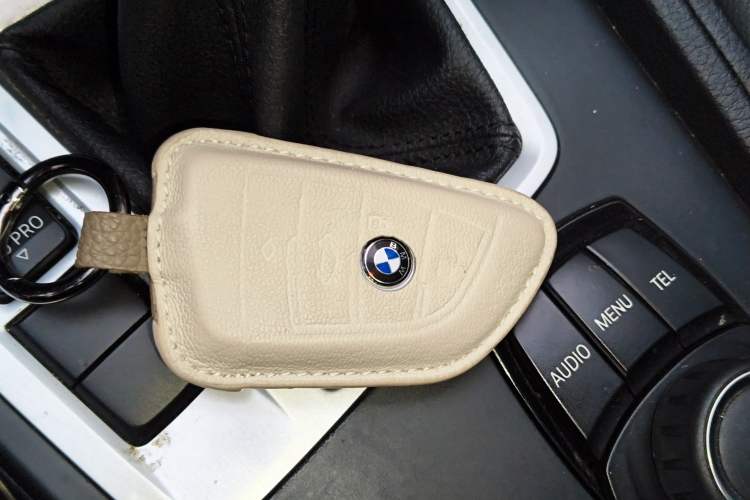 Used BMW 1 Series 2017 118i Fashion Model Vehicle Key
