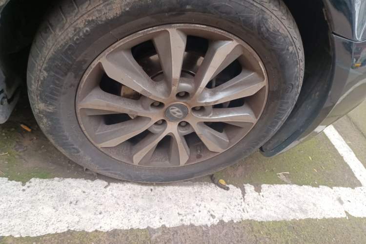 Used Hyundai Sonata 2013 2.4L Automatic Leading Edition China IV Standard