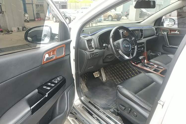 Used Kia KX5 2016 1.6T Automatic Two-Wheel Drive DLX Driver Seat