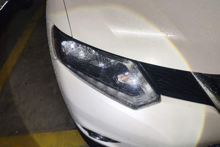 Used Nissan X-Trail 2014 2.0L CVT Comfort Edition 2WD Right Front Headlight