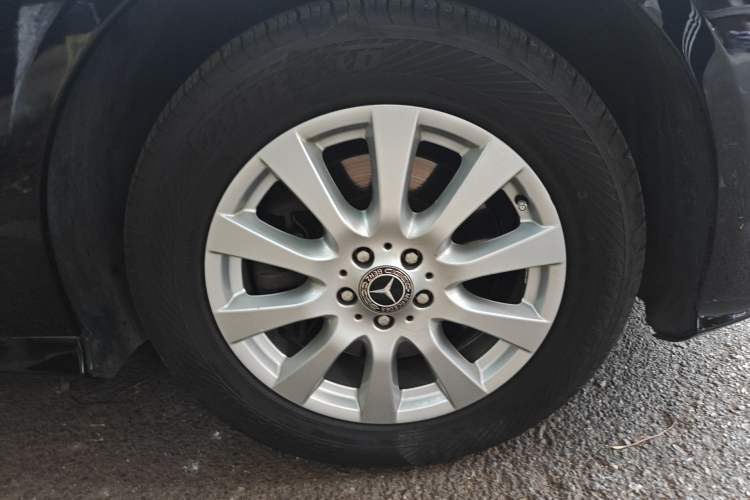 Used Mercedes-Benz R-Class 2011 R 350 L 4MATIC
