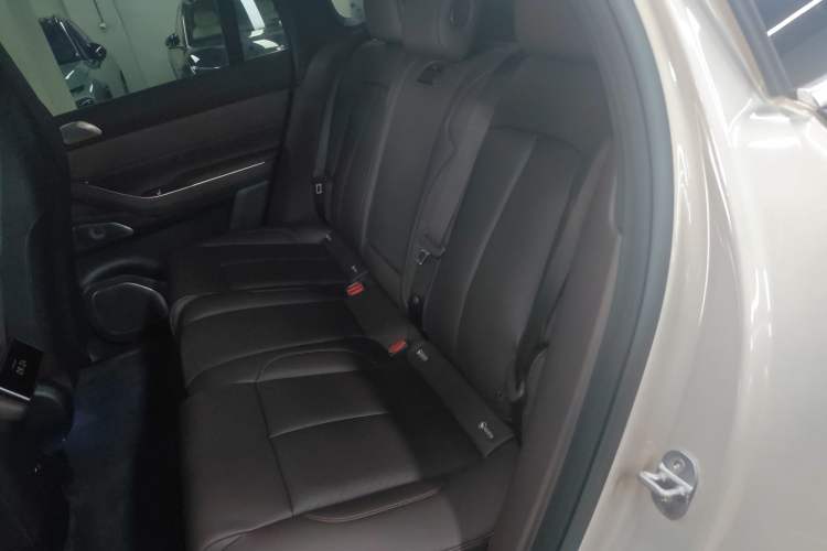 Used Nio EC7 2024 75 kWh Left Rear Seat