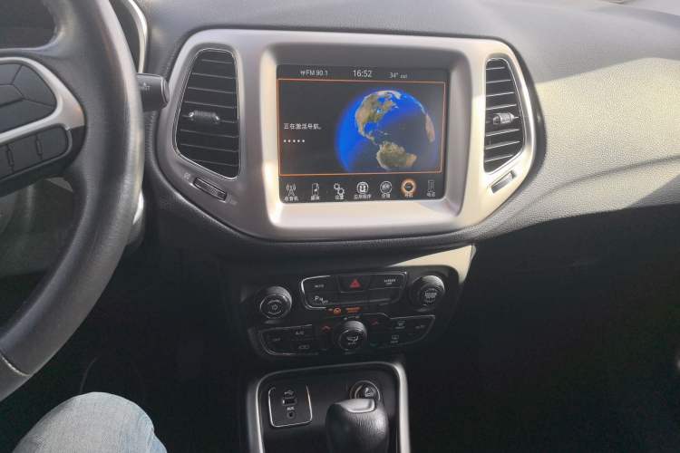 Used Jeep Compass 2017 200T Automatic Family Edition