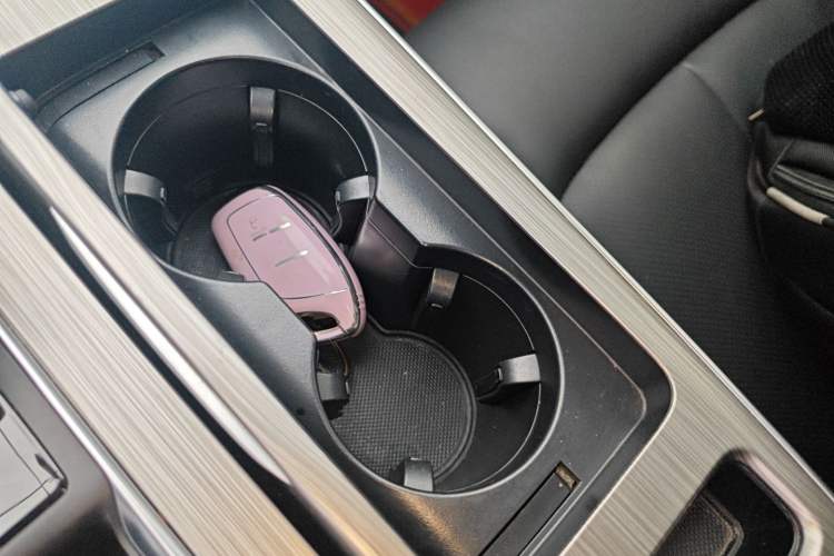 Used Roewe RX5 2022 330TGI Automatic National Style Edition