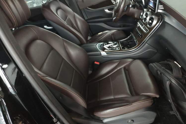 Used Mercedes-Benz GLC 2018 GLC 260 4MATIC Dynamic Edition
