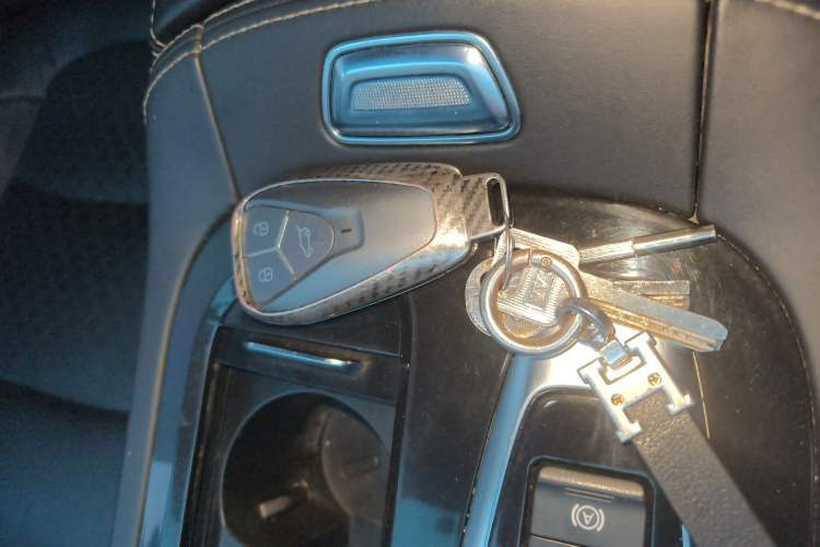 Used Skyworth EV6 2024 430 Extreme Charging Edition Vehicle Key