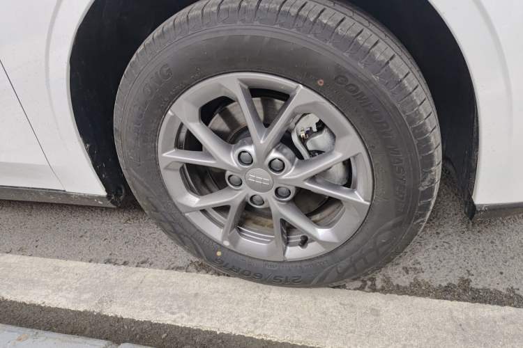 Used Geely Galaxy L6 2025 EM-i 60km Launch Edition
