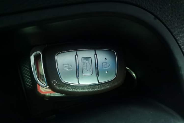 Used Hyundai Sonata 2015 1.6T GLS Smart Model
