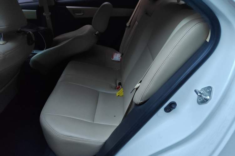 Used Toyota Corolla 2017 Revised Version 1.2T S-CVT GL-i Leather Edition Left Rear Seat