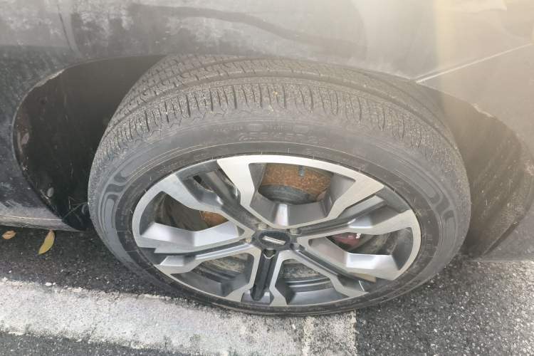 Used Wey VV7 2020 2.0T Flagship Edition Right Front Wheel Hub