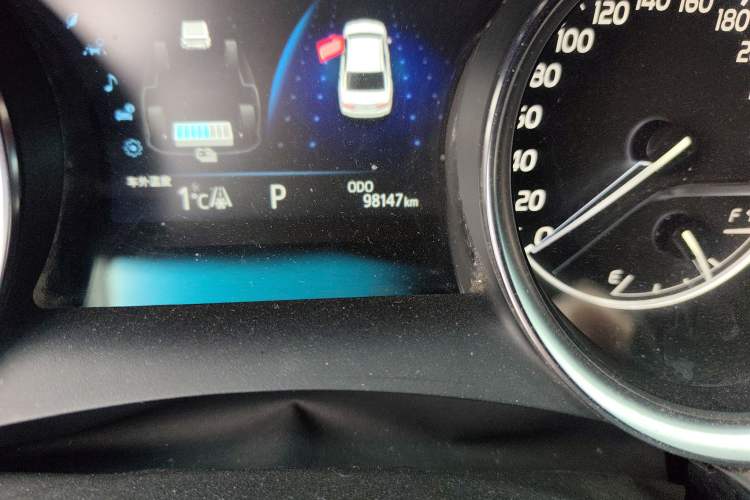 Used Toyota Camry 2019 Dual-Engine 2.5 HG Luxury Edition China V Standard