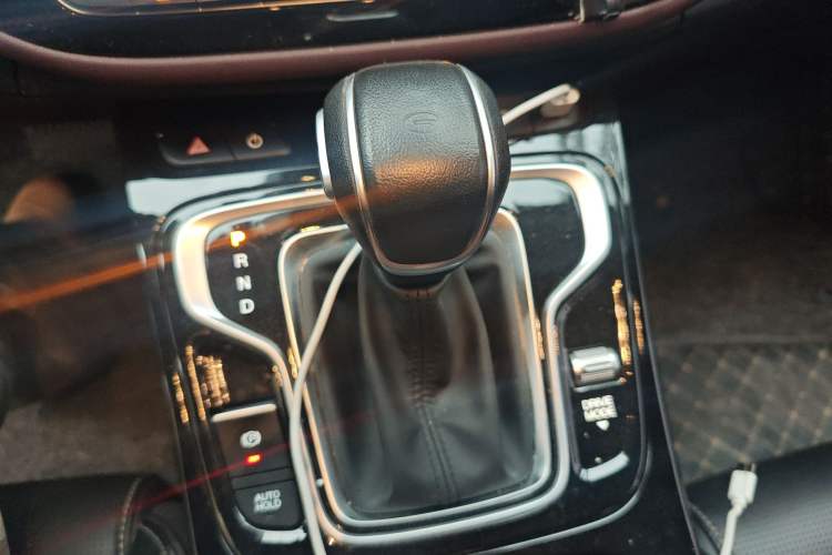 Used GAC Trumpchi M6 2023 PRO 270T DCT Luxury Edition Gear Lever