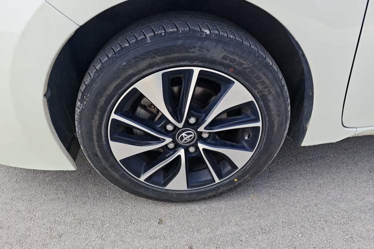 Used Toyota Levin 2018 185T CVT Luxury Edition China V Standard Left Front Wheel Hub