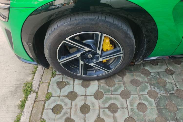 Used Xiaomi Auto YU7 2025 Ultra-Long Range All-Wheel Drive Pro Version
