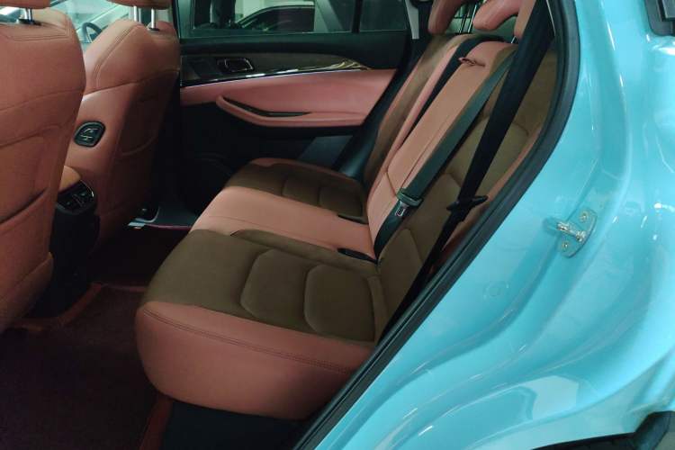 Used Skyworth HT-i 2022 1.5L PHEV 205KM Zhiyuan Edition Plus
