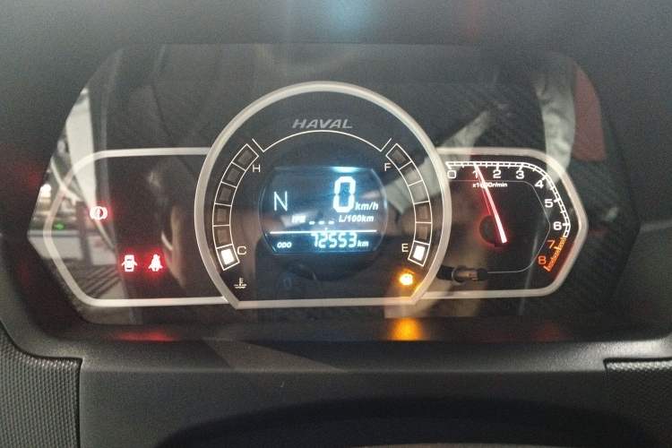 Used Haval H1 2017 Red-Label 1.5L AMT Luxury Model