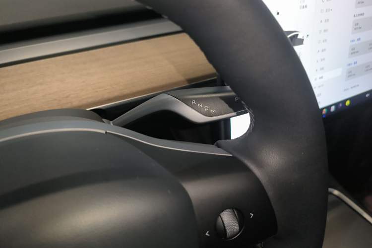 Used Tesla Model Y 2022 Long-Range All-Wheel-Drive Version Gear Lever