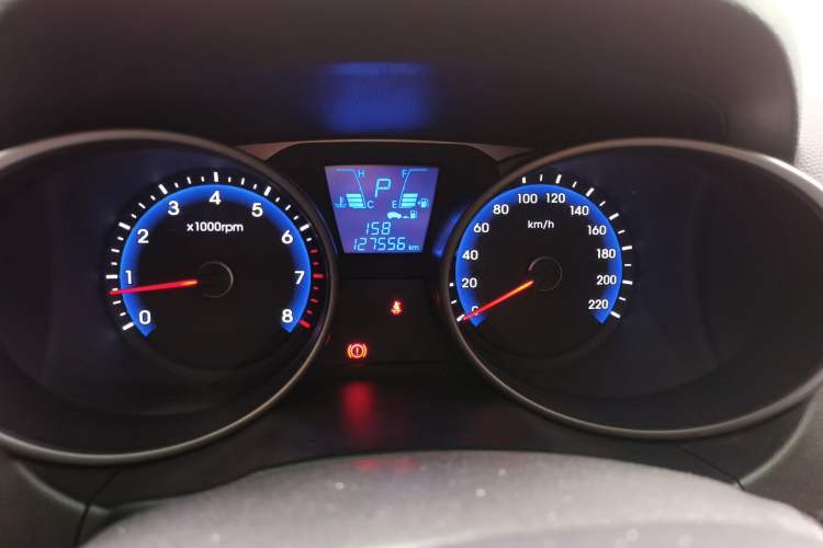 Used Hyundai ix35 2013 2.0L Automatic Two-Wheel Drive Smart GLS China IV Standard
