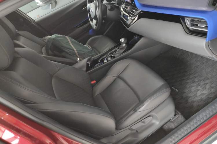 Used Toyota IZOA 2018 2.0L Yichi Edition China V Standard