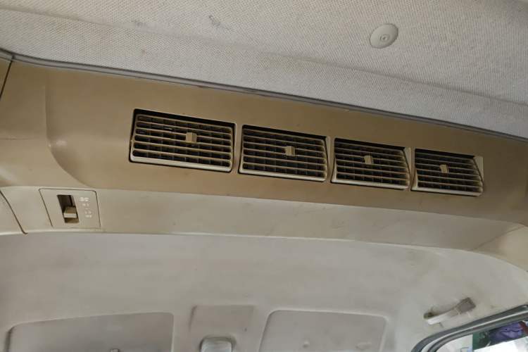 Used Dongfeng Xiaokang V29 2012 1.2L Standard Version Headliner