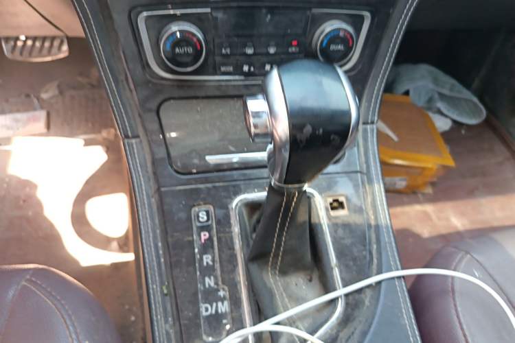 Used Zotye T600 2014 2.0T DCT Luxury Version