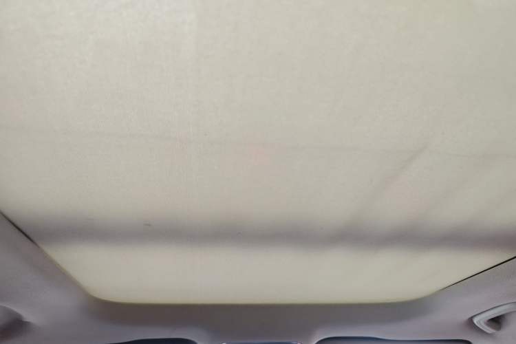 Used Geely Auto Emgrand X7 Sport 2016 1.8TD Automatic ZhiShang Model Headliner