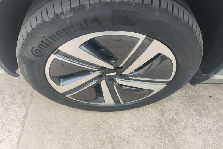 Used Wey Lanshan 2025 Four-Wheel Drive Ultra Left Front Wheel Hub