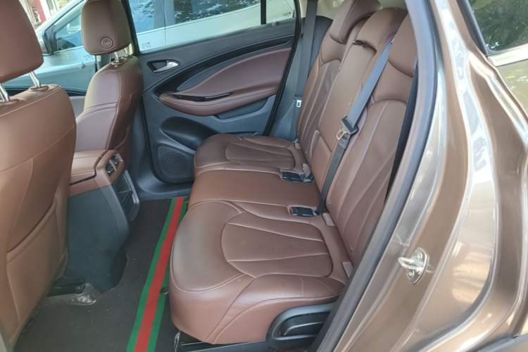 Used Buick Envision 2018 28T Four-Wheel Drive Luxury Model

