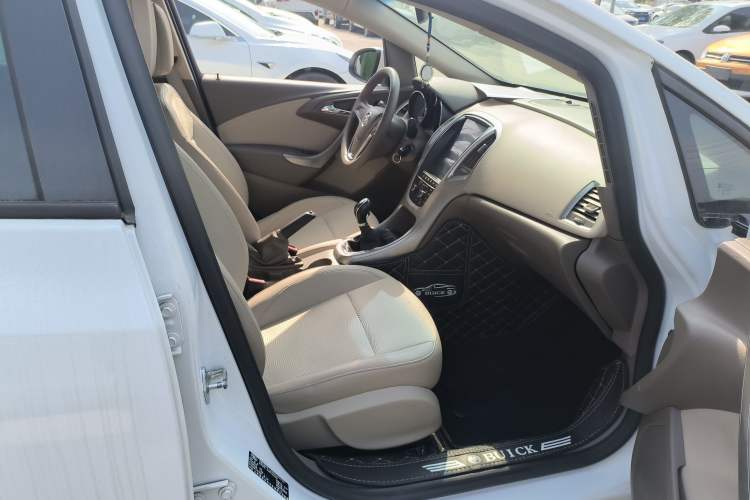 Used Buick GT 2013 GT 1.6L Manual Entry-Level Model
