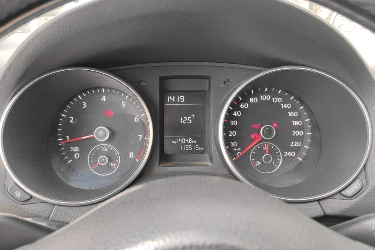 Used Volkswagen Golf 2012 1.6 Manual Comfort Edition
